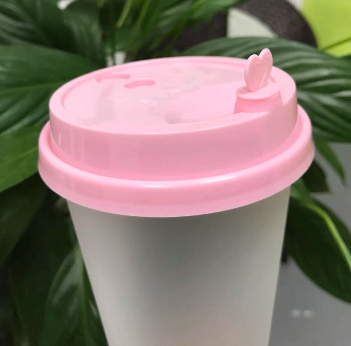 VASOS PP RECICLABLES CON TAPA ROSADA 500ML DE BUBBLE TEA Y JUGOS 500UND